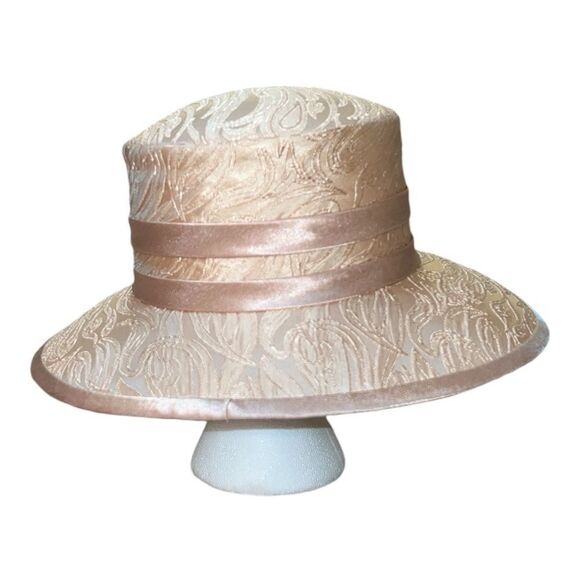 Women's Pink Hat One Size - Picture 4 of 6